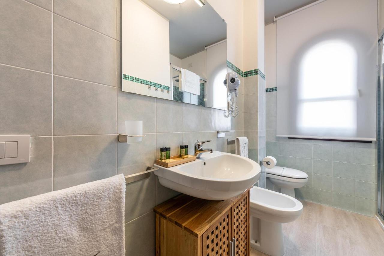 Casa Vacanze Raggio Di Luna Villasimius Bagian luar foto